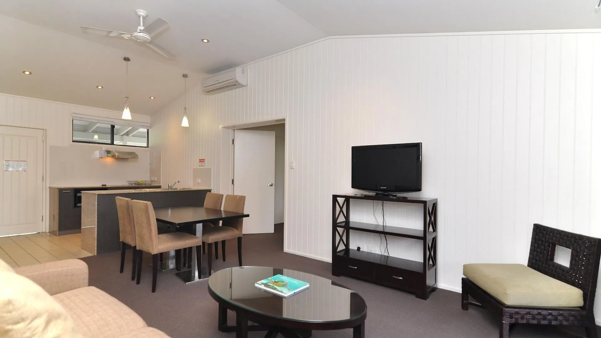Mission Beach Resort