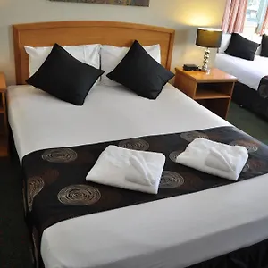Meadowbrook Brisbane Отель
